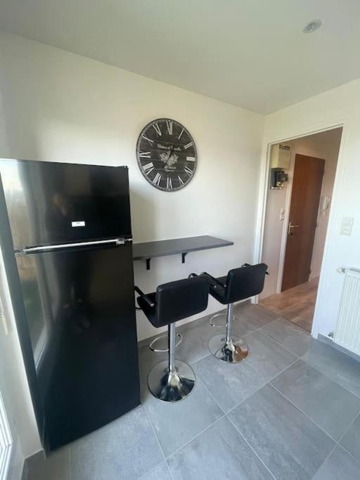 Le Belvedere Dernier Etage Avec Terrasse Wifi Fibre Lägenhet Tarbes Exteriör bild